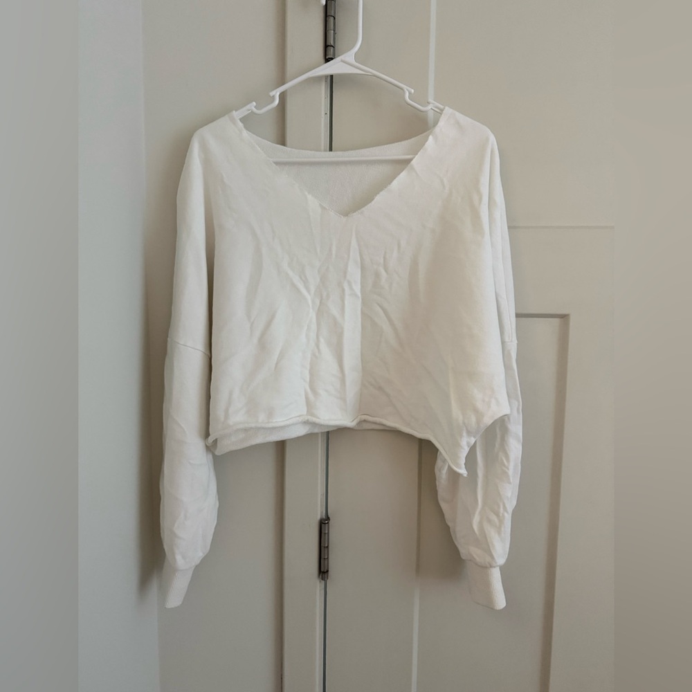 SHEIN Women's White V-Neck Long Sleeve Top